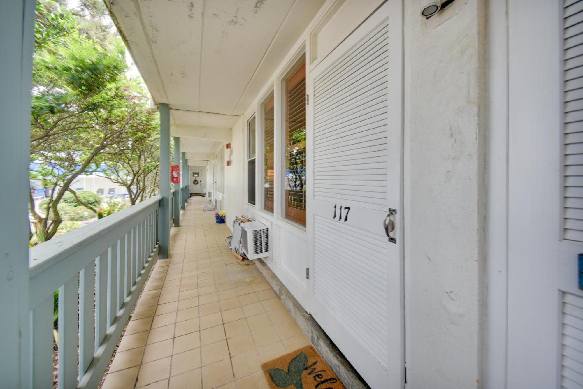 Chic Virginia Beach Retreat - Pool, Steps To Beach Esterno foto